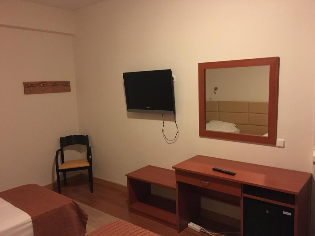 Aitheron Hotel Air Park Zervi Εξωτερικό φωτογραφία